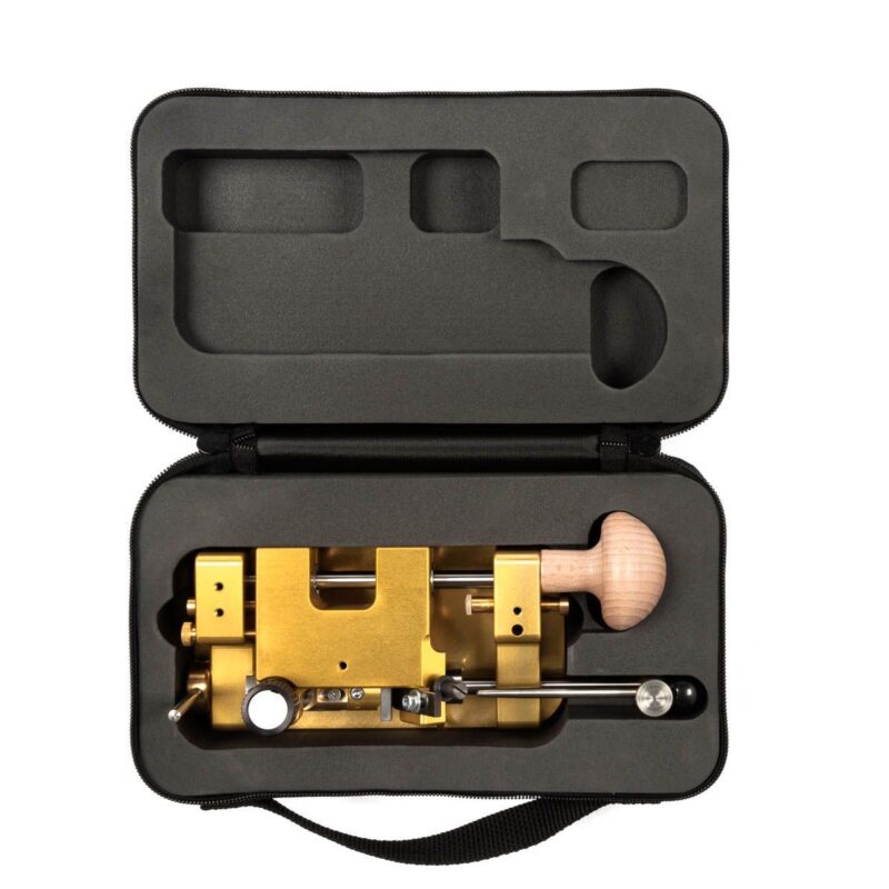 Transport bag oboe profiling machine