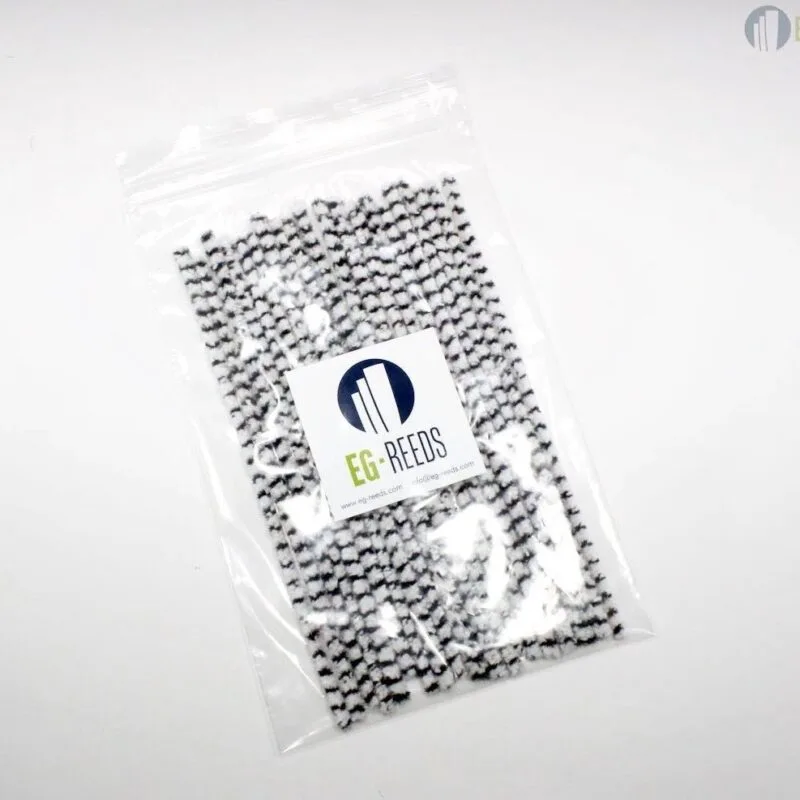 Oboe reed cleaner