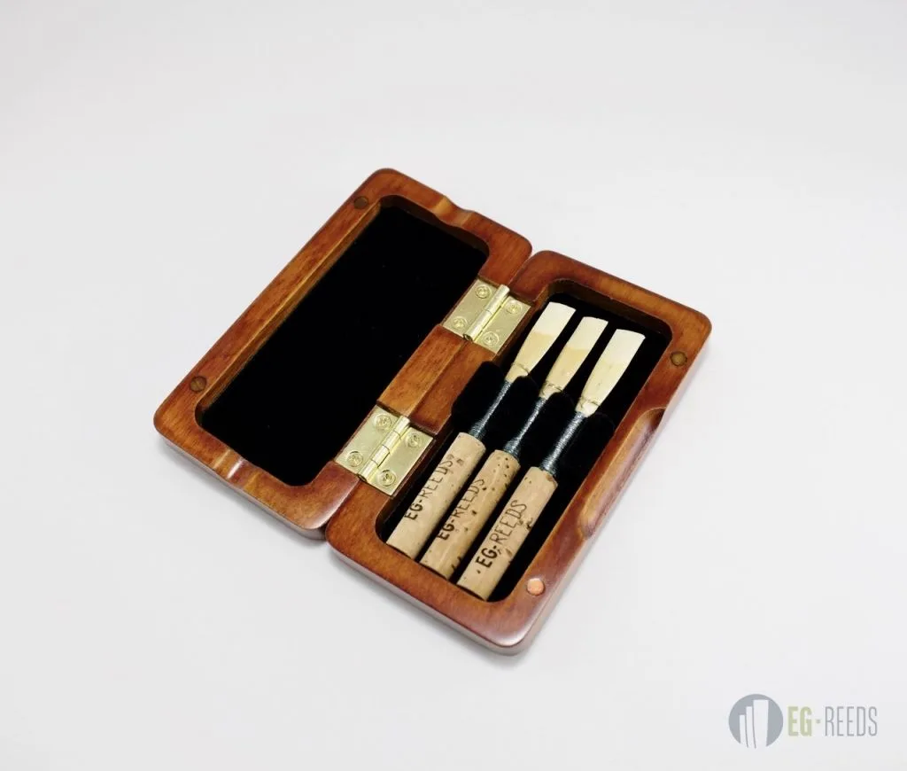 Custodia in legno con tre ance per oboe