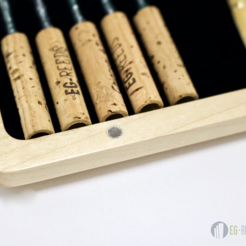 Caja para 20 cañas de oboe detalle